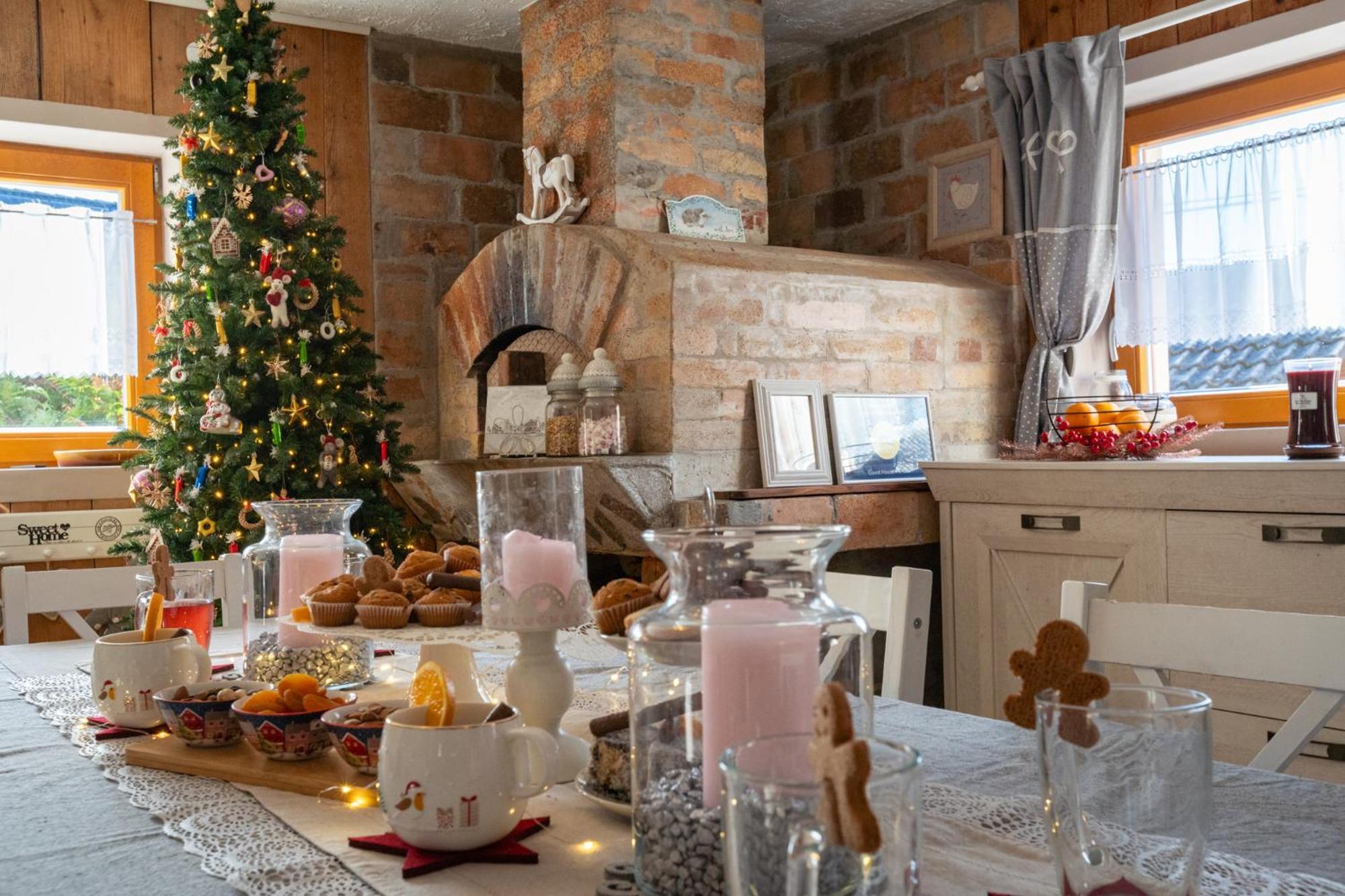 Guest House Pr' Čut Zirovnica Extérieur photo